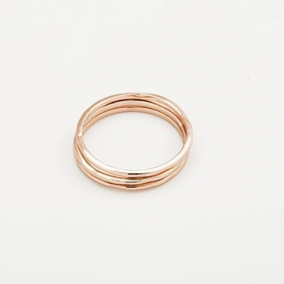 Gorjana 18k Rose Gold Plated Brass Hammered G Ring Set of 3 Minimalist Girlcore - Picture 3 of 4
